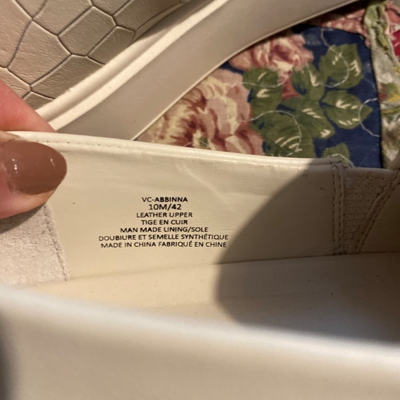 Vince Camuto  Abbinna Platform shoes - Picture 8 of 11